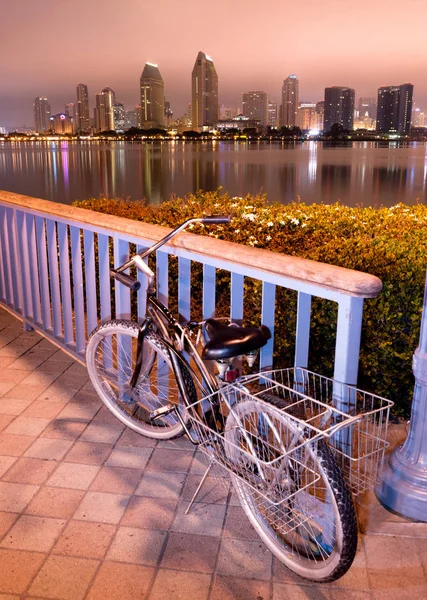 Coronado Island Sidewalk Bicicletta San Diego Waterfront Downtown — Foto Stock