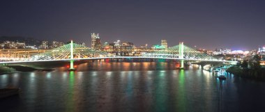 Portland Oregon yeni köprü inşaat Willame geçiş Tilikum