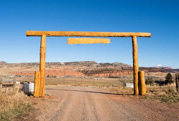 Portão de entrada do rancho País Fazenda Marquee — Fotografia de Stock