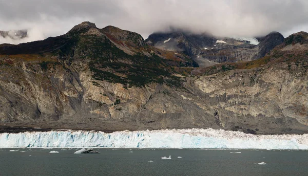 Льодовикові потоки Кенан фіорди Аляски Хардінг Льодовикове поле Aialik льодовик — стокове фото