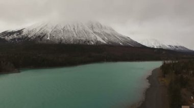 Kenai Gölü son sınır Alaska rota 1 zümrüt rengi