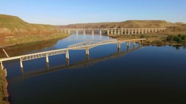 Palouse ve yılan nehirler Lyons feribot Washington Köprü birleşirler