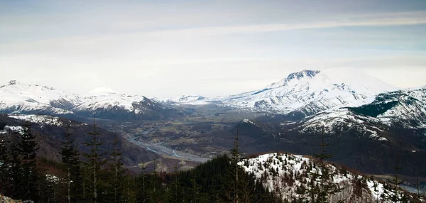 Mount St. Helens monte Adams Skamania County estado de Washington — Fotografia de Stock