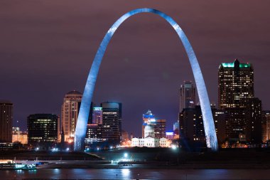 Batı St. Louis Arch Missouri anıt için ağ geçidi