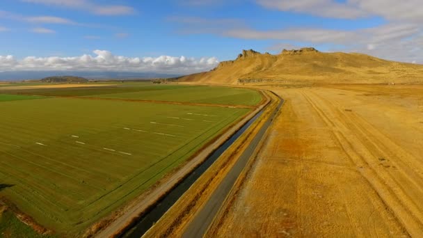 Newell California Lava Beds Agriculture Highway — Stock Video