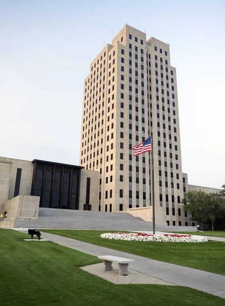 North Dakota State Capital Building Bismarck ND EUA — Fotografia de Stock