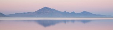 Bonneville tuz daireler Graham tepe günbatımı dağ aralığı kar Mirage