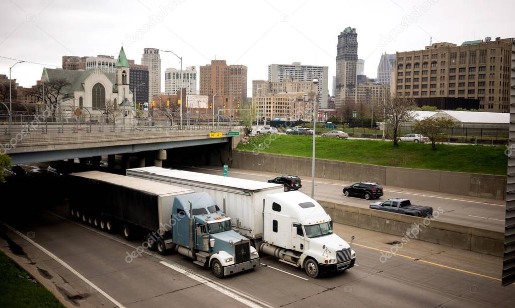 Interstate Highway Traffic Flows Arouund Detroit Michigan Metro 