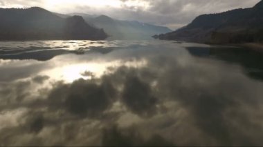 Sisli Columbia River Gorge Oregon Washington Hava uçuş