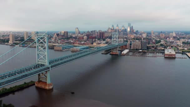 Delaware River Urban Core City Center Edifícios Altos Downtown Philadelphia — Vídeo de Stock