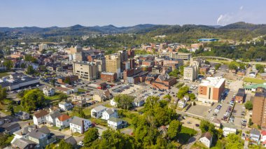 Parlak Güneş Öğleden Sonra Hava Perspektifi Clarksburg Batı Virginia
