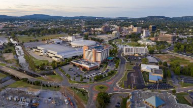 Huntsville Alabama Şehir Merkezi 'nde Alacakaranlık