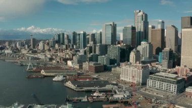 Hava 4k Seattle Skyline ve Puget Sound