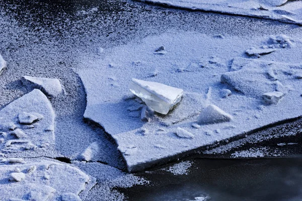 White ices in water — Stock Photo, Image