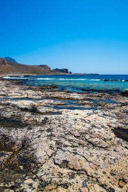 balos plaj. gramvousa Island, Girit greece.magical turkuaz suları, lagünler, saf beyaz kum plajları göster.