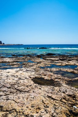 balos plaj. gramvousa Island, Girit greece.magical turkuaz suları, lagünler, saf beyaz kum plajları göster.