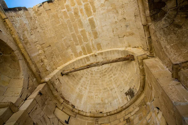 Monastero (convento) nella valle di Messara sull'isola di Creta in Grecia. Messara - è la più grande pianura di Creta Immagini Stock Royalty Free