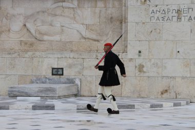 Yunan Parlamentosu'nda korumaların değiştirilmesi