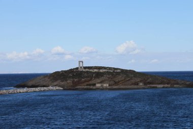 Yunanistan, Atina Kiklad Adaları için feribot