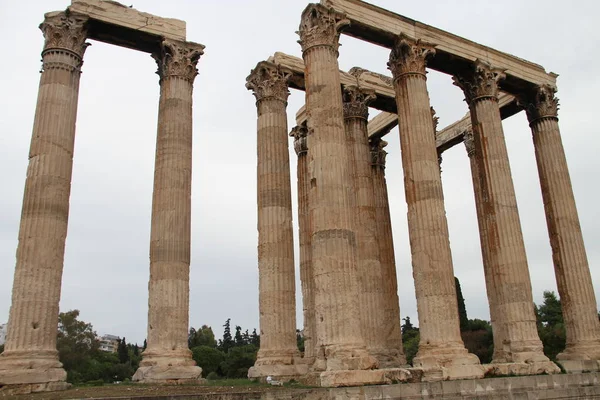 Стена Адриана Афинах — стоковое фото