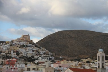 Syros Adası manzarası