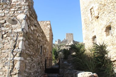 Kasaba Vakhia Mani, Yunanistan