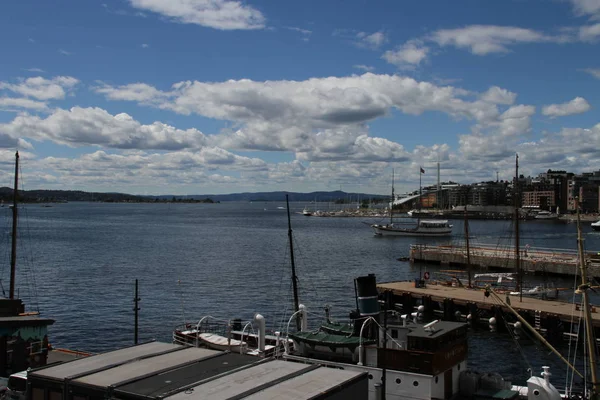 2017 Oslo Norveç Norveç Şehir Şehir Dock Görünümünü — Stok fotoğraf
