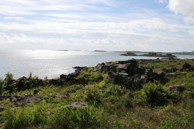 Lofoten Yarımadası, Norveç, dağlar, göller ve fiyortları