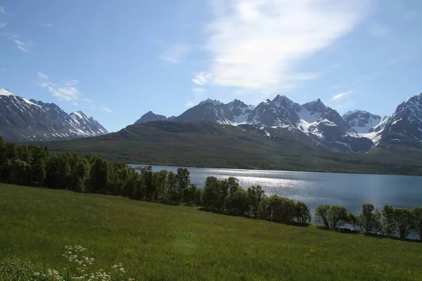 Lyngen Alpen Noorwegen Bergen Fjorden — Stockfoto