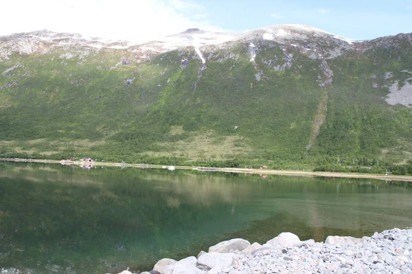 Adaları Kvaloya Senja Norveç Dağlar Göller Fiyordlar — Stok fotoğraf
