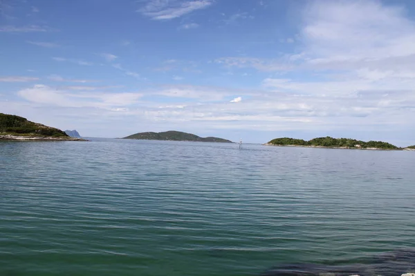 Isole Kvaloya Senja Norvegia Montagne Laghi Fiordi — Foto Stock