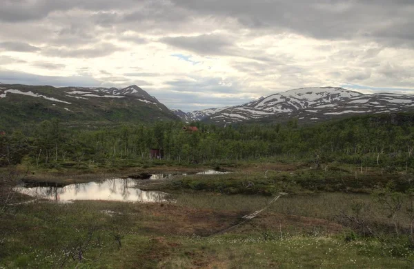 Adaları Kvaloya Senja Norveç Dağlar Göller Fiyordlar — Stok fotoğraf