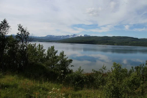 Öar Kvaløya Och Senja Norge Berg Sjöar Fjordar — Stockfoto