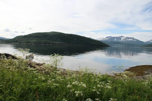 Pulau Kvaloya Dan Senja Norwegia Pegunungan Danau Fjord — Stok Foto