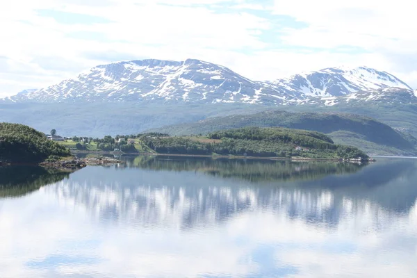 Ostrovy Kvaloya Senja Norsko Hory Jezera Fjordy — Stock fotografie