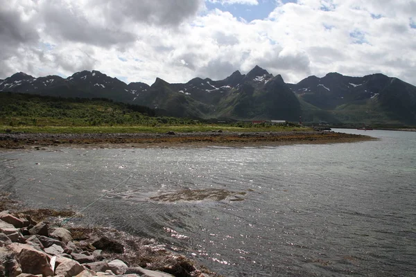 Península Lofoten Noruega Montanhas Lagos Fiordes — Fotografia de Stock