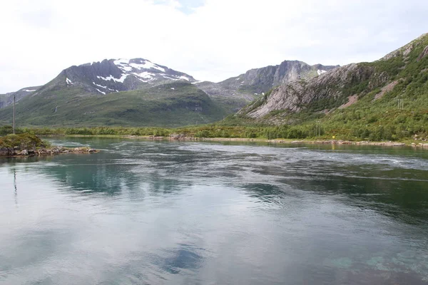 Félsziget Lofoten Norvégia Hegyek Tavak Fjordok — Stock Fotó