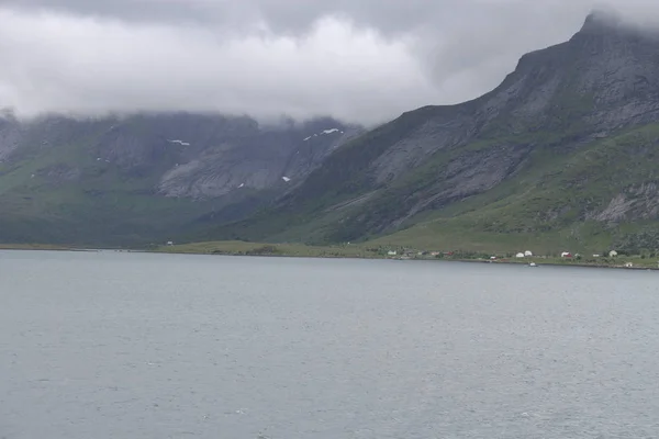 Félsziget Lofoten Norvégia Hegyek Tavak Fjordok — Stock Fotó