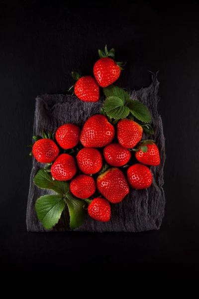 Fresh Ripe Strawberries Napkin Slate Plate Kitchen Table Can Used — Stock Photo, Image