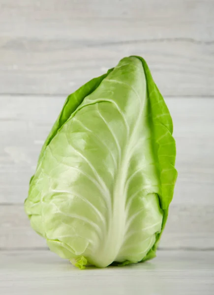 Fresh Green Pointed Cabbage White Wooden Kitchen Plate Can Used — Stock Photo, Image