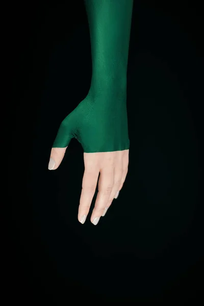 半分緑の美しい女性の手を緑の背景 実験的写真のトーンを作る — ストック写真