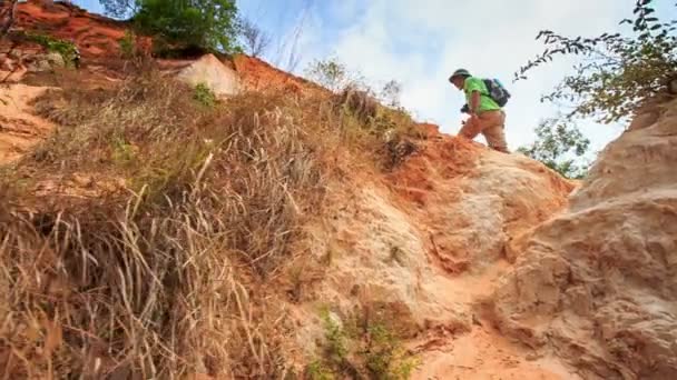 Homme haut placé au Vietnam — Video