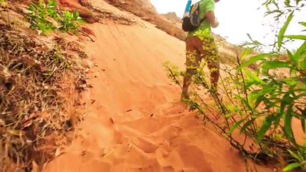 Homme haut placé au Vietnam — Video