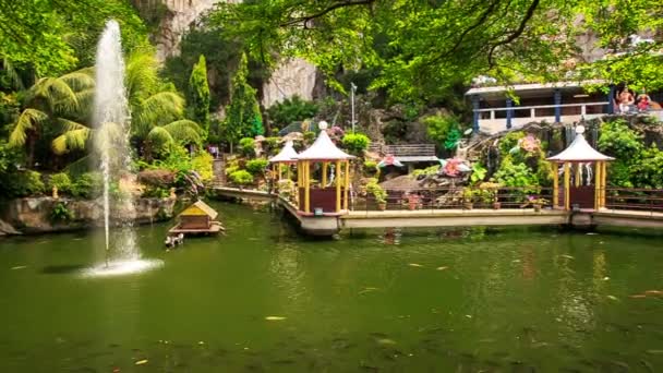 Batu Caves Temple complex — Stockvideo