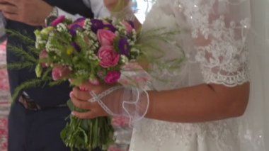 Gelin beyaz dantelli elbise 