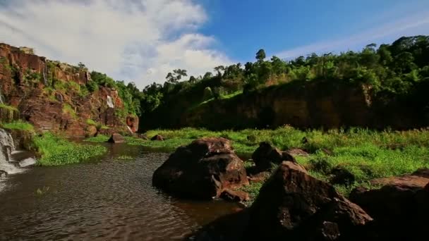 Bela cachoeira de Pongour — Vídeo de Stock