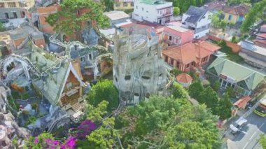 otel tımarhane büyük şehir arasında