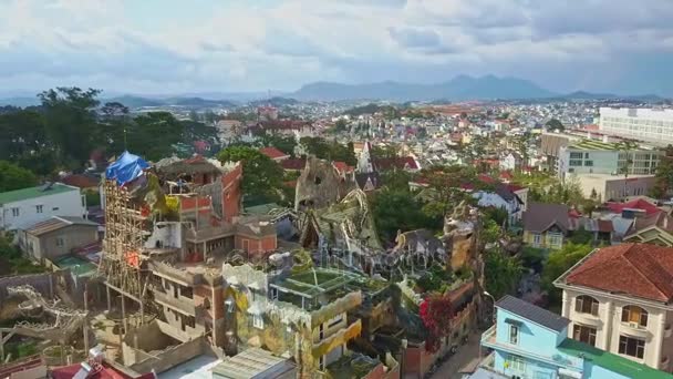 hôtel Crazy House parmi les grandes villes 