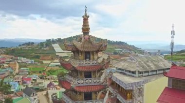 Pagoda tapınak şehir arasında karmaşık