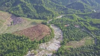 Yayla yatay, uzun dağ nehir